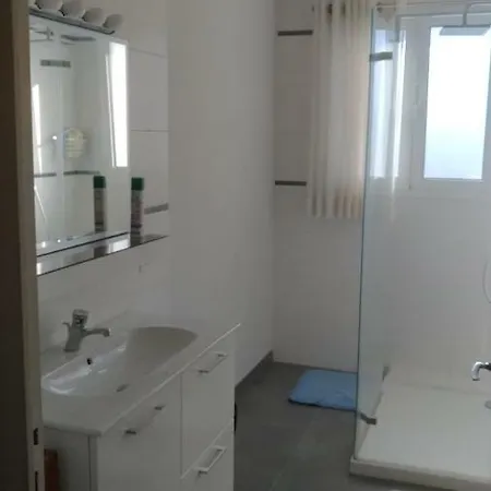 Maison Spacieuse Et Pratique *